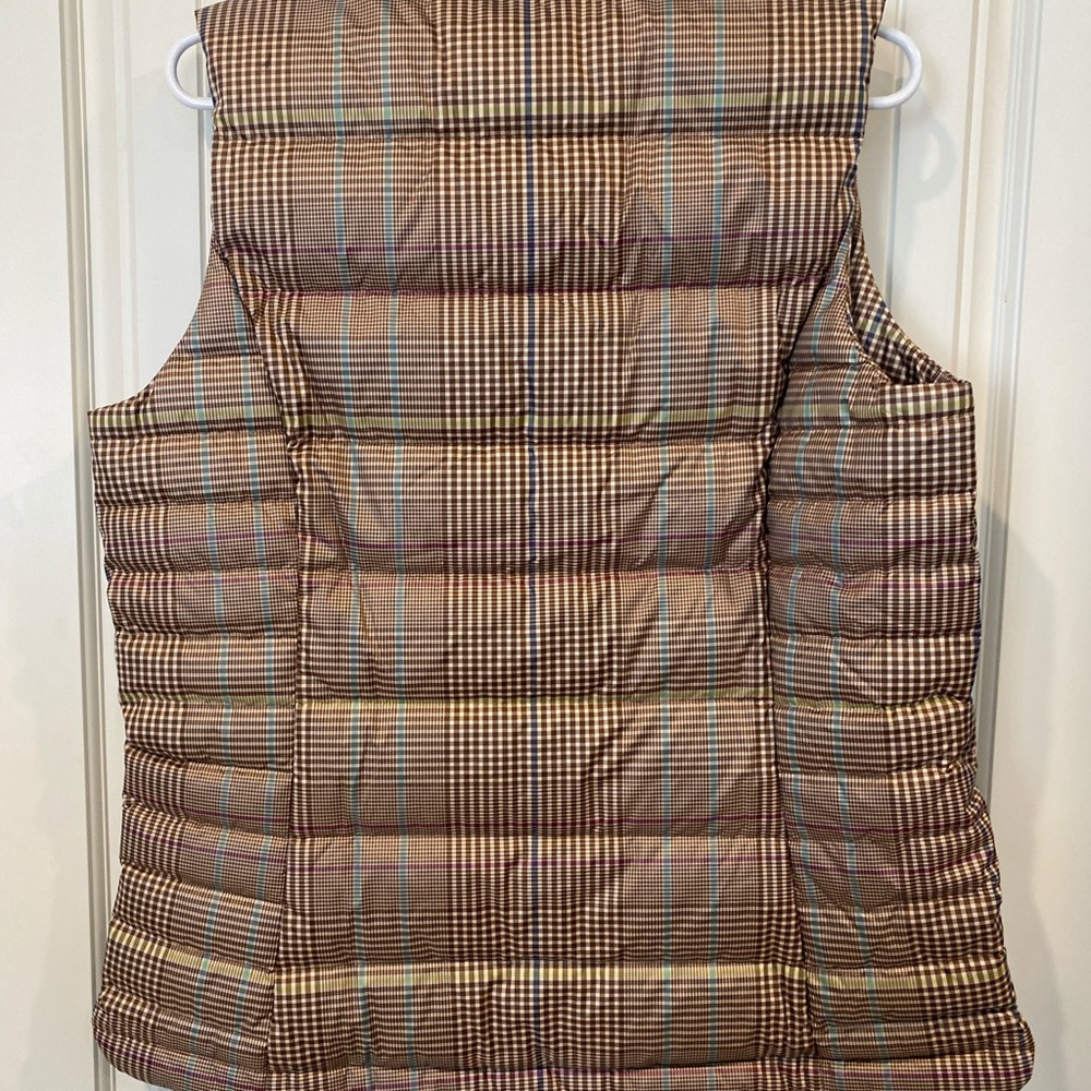 Lands End down puffer vest  medium - Picture 4 of 4